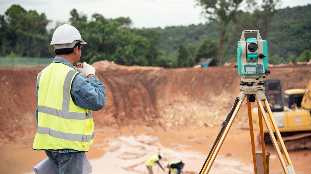 preparar el terreno para proyectos de construcción