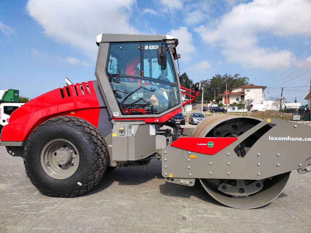 Rodillos de compactación loxamhune carretera
